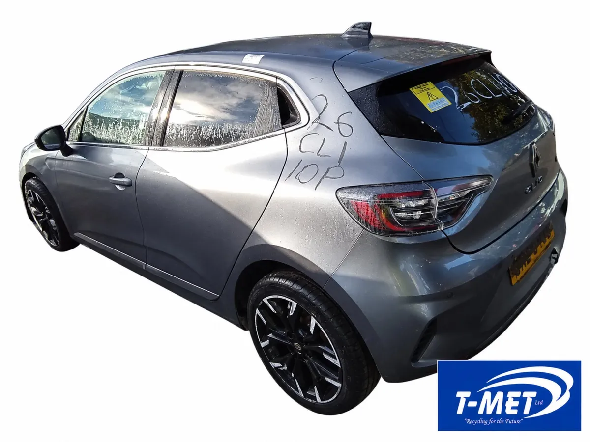 2025 RENAULT CLIO BREAKING FOR PARTS - Image 1