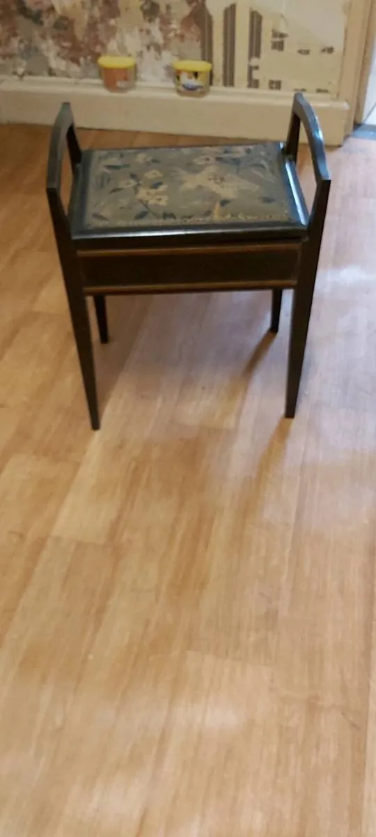 Mahogany Antique Piano Stool - Image 1