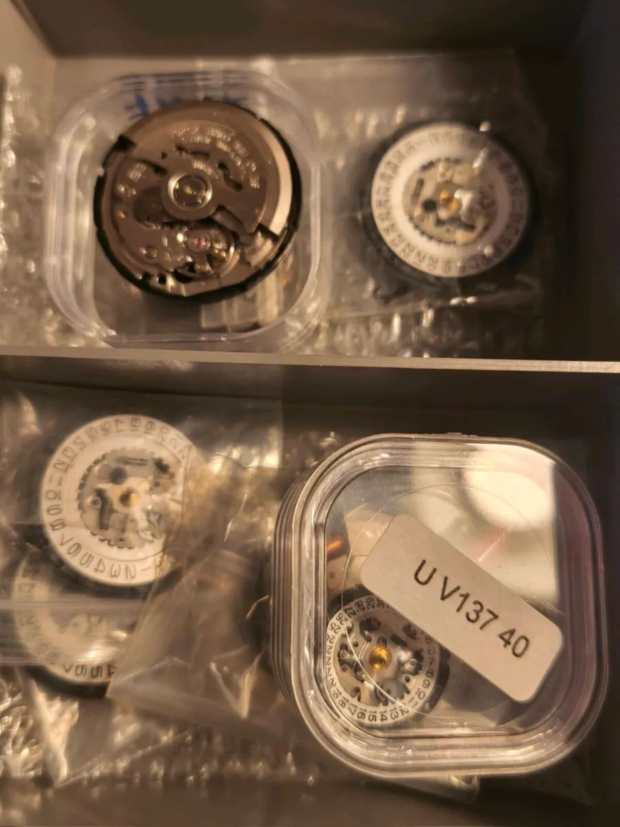 Seiko watch movement - Image 2