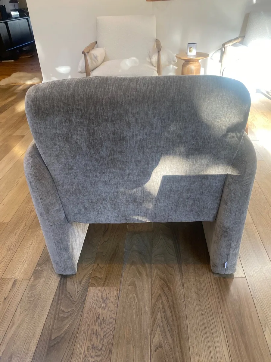 Armchair - Image 3