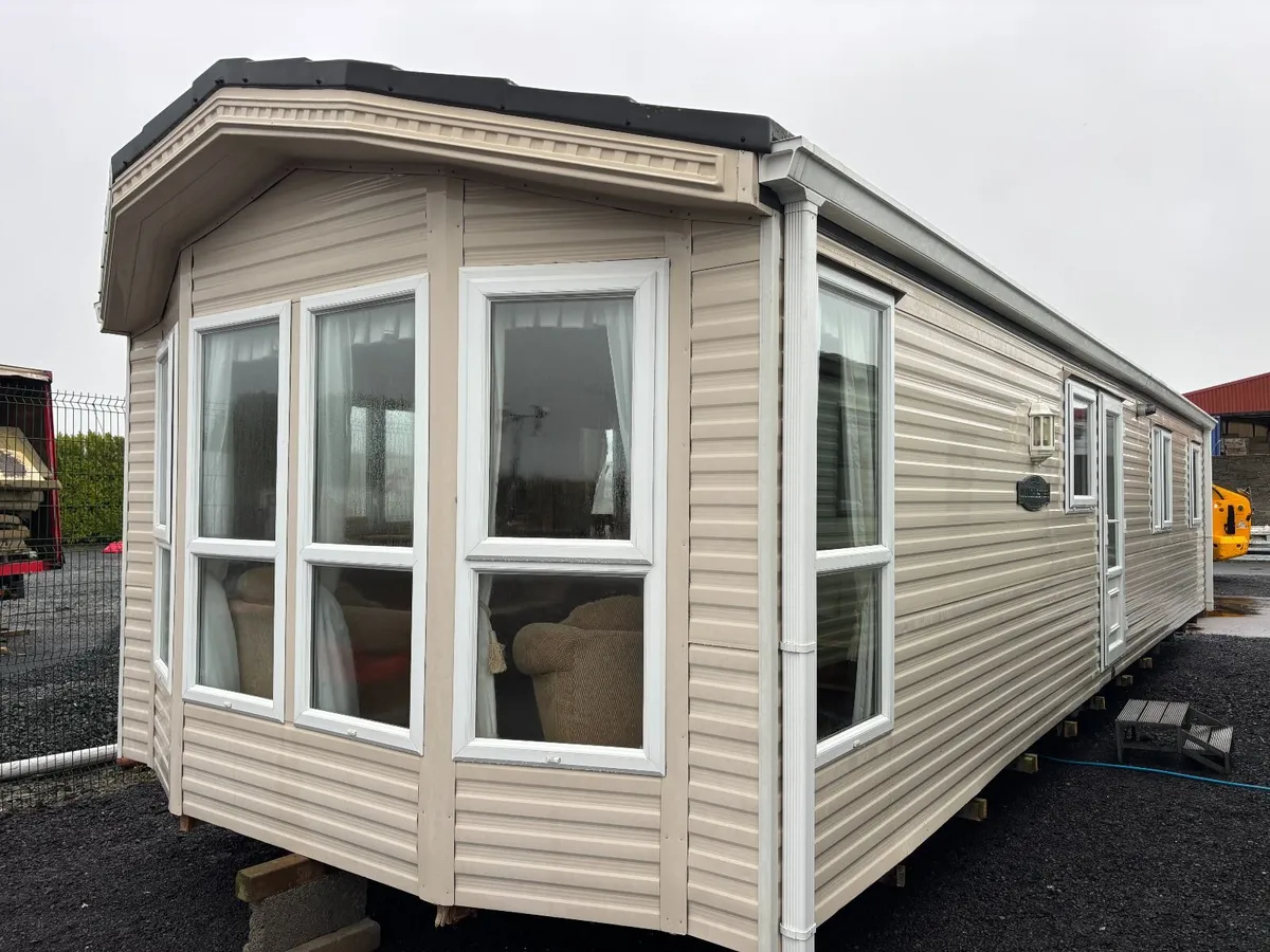 38 x 12 Willerby 3Bed, D/G & C/H. Free Delivery. - Image 1
