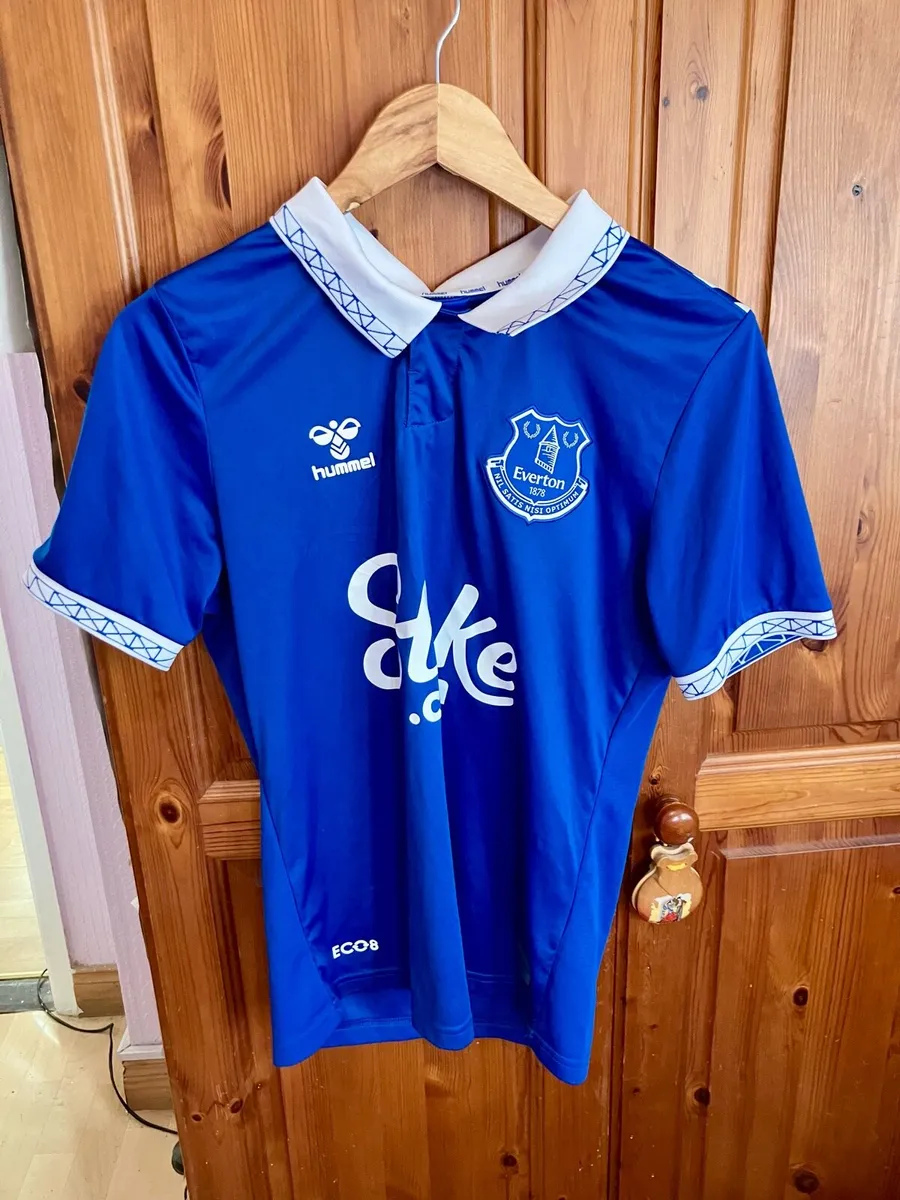 Hummel Everton training gear for sale. - Image 3