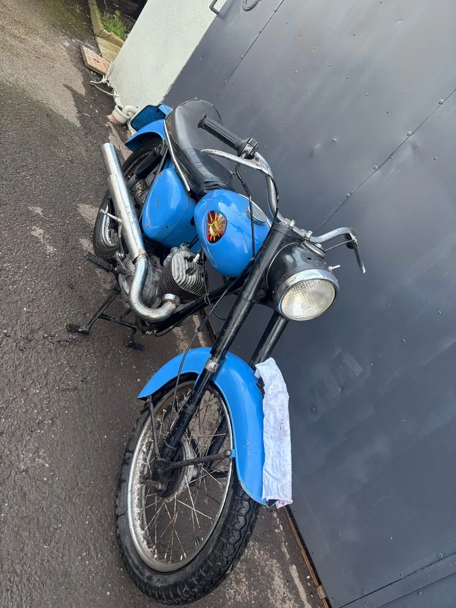 1965 BSA bantam 175 - Image 3
