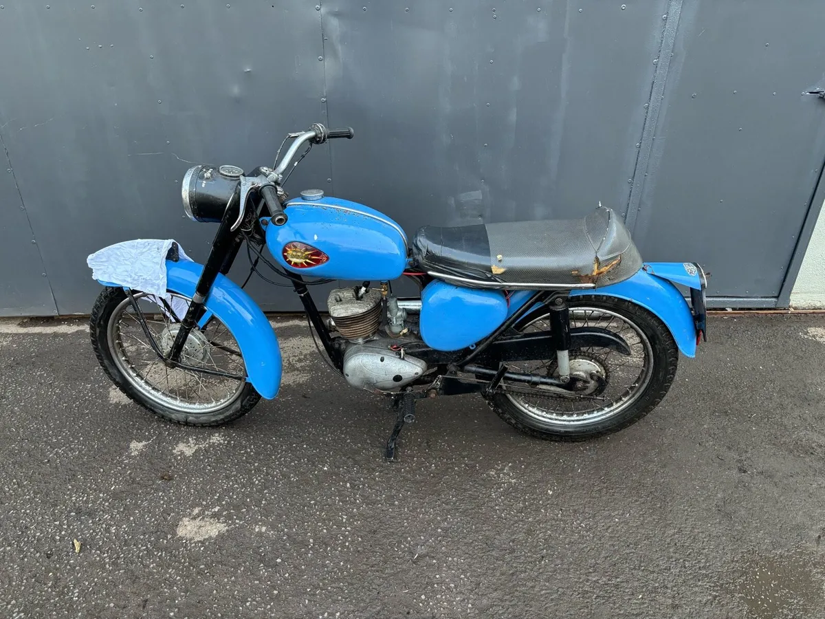 1965 BSA bantam 175 - Image 4
