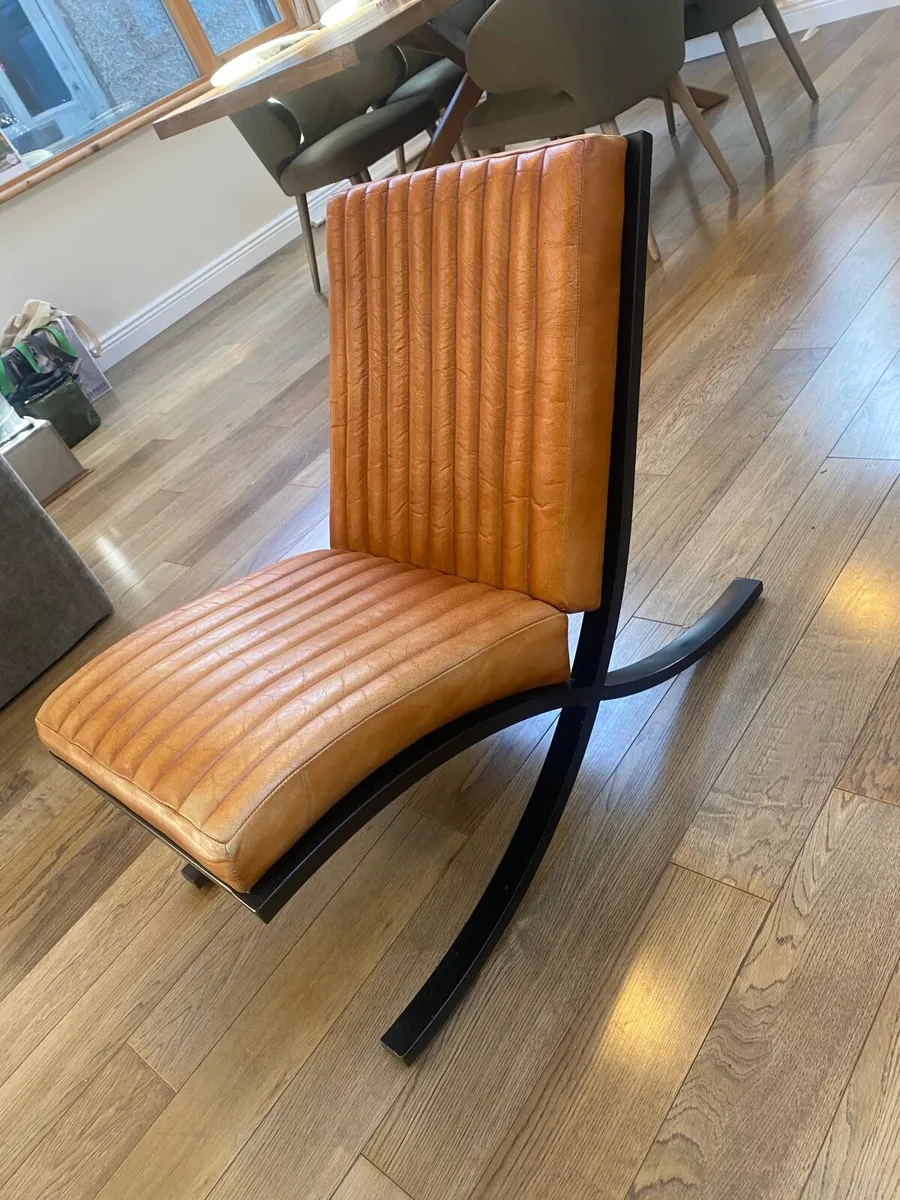 Armchair - Image 1