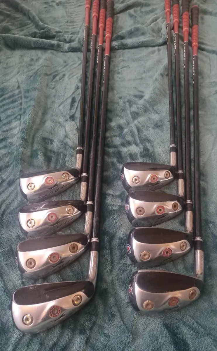 Left Handed Hybrid Irons Set - Image 1