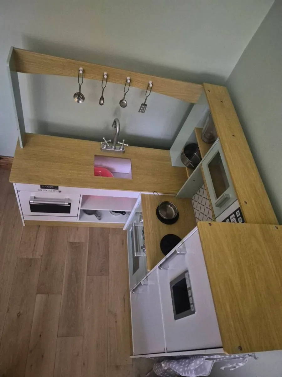 Kids wooden kitchen - Image 4