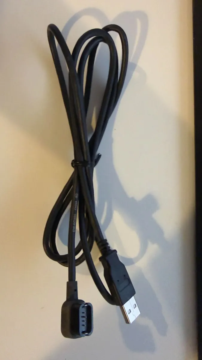 Shimano Di2 Charger Cable – Like New Condition - Image 2