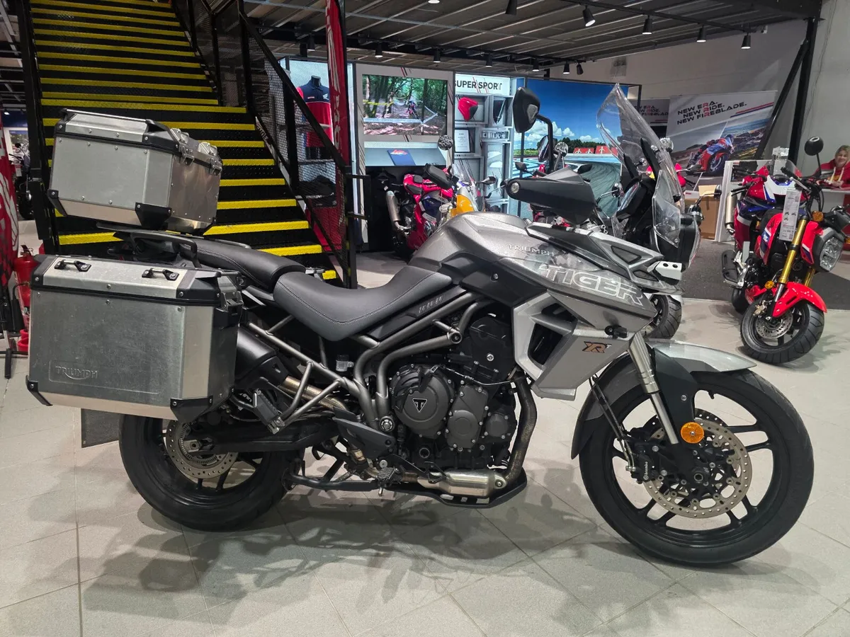 Triumph Tiger 800 XRT - Image 3