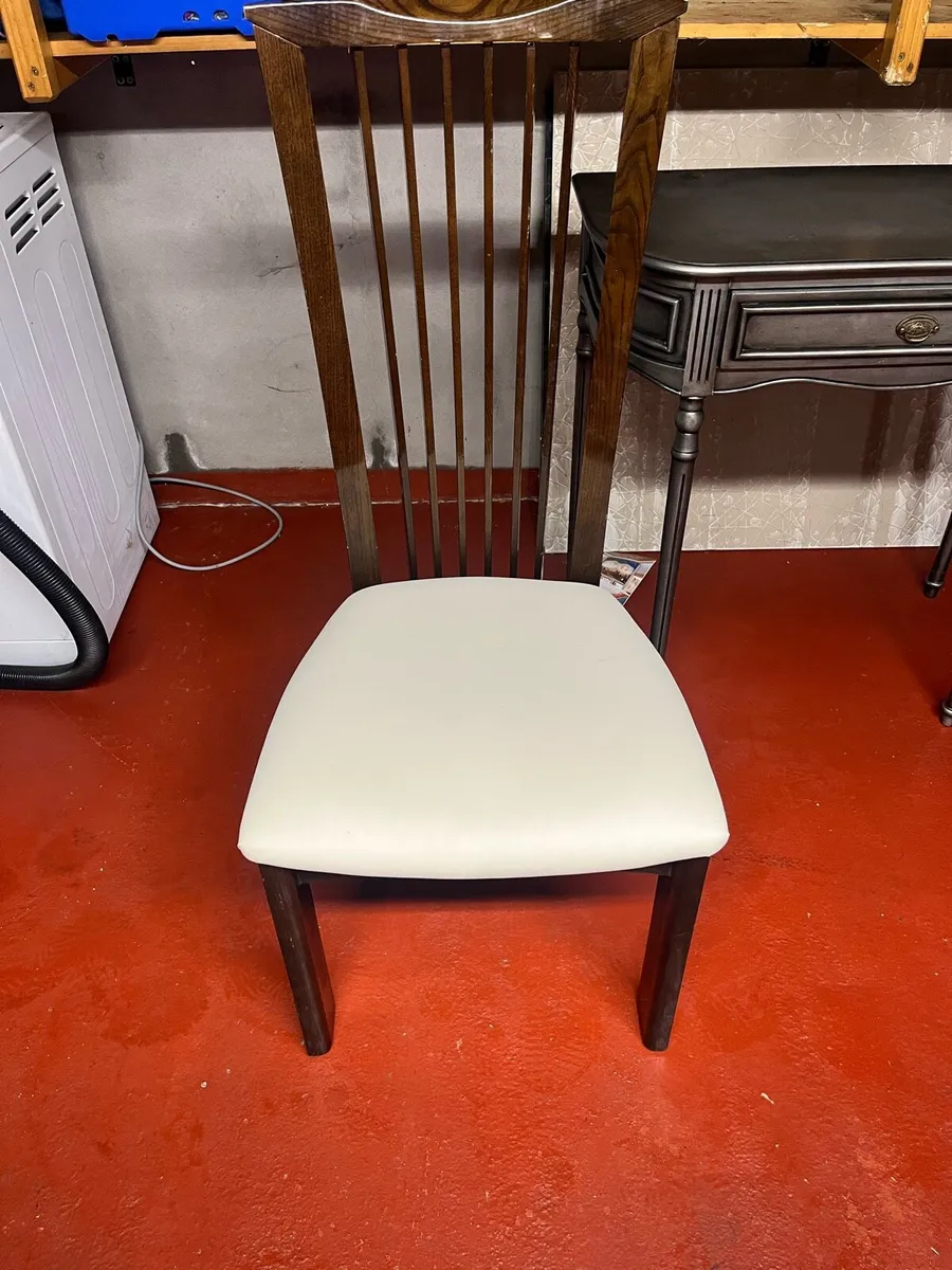 Dining chairs - Image 1