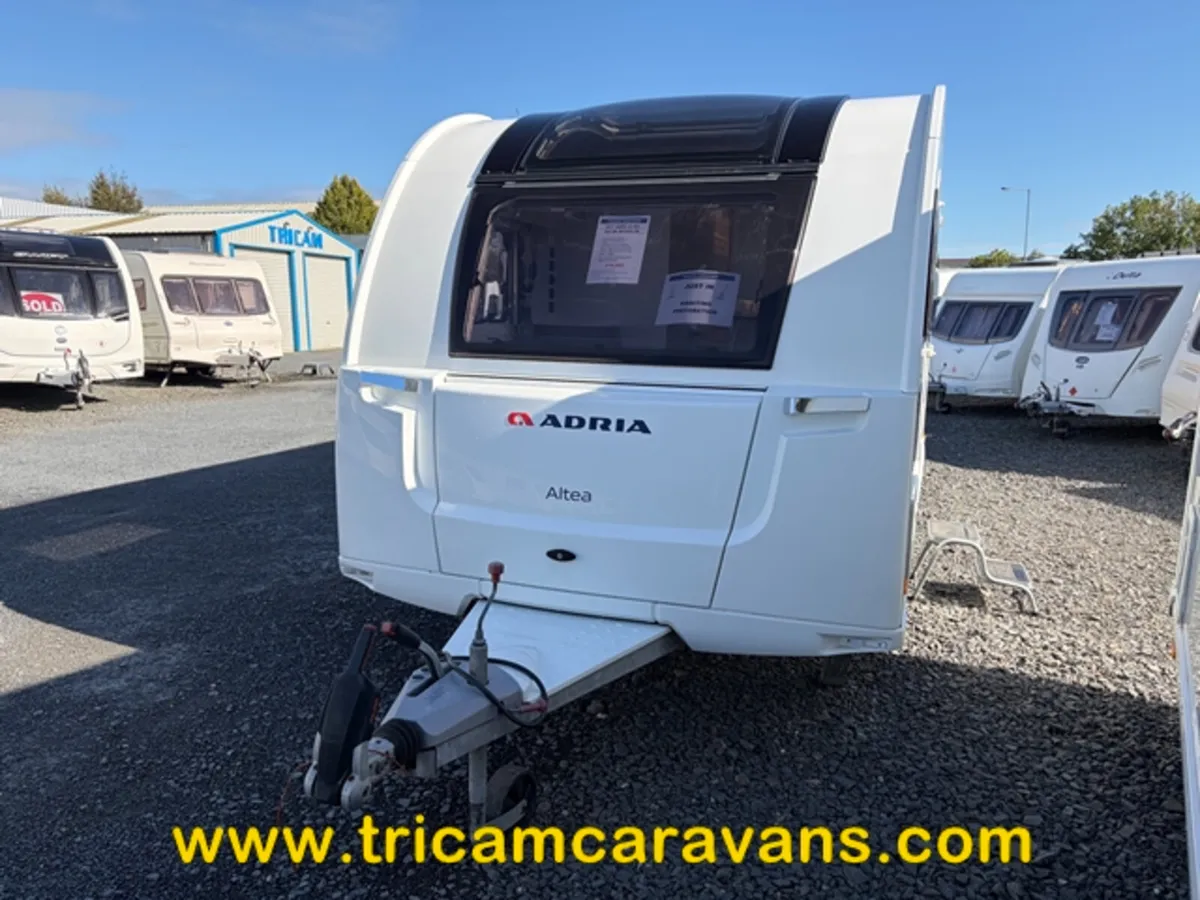 2017 Adria Altea 542 DK Severn Fixed Bunks 6 Berth - Image 1
