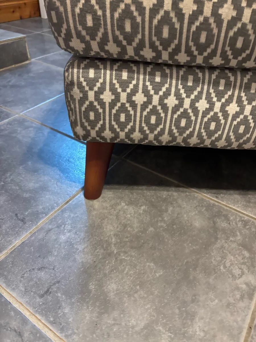 Accent Arm Chair - Image 4