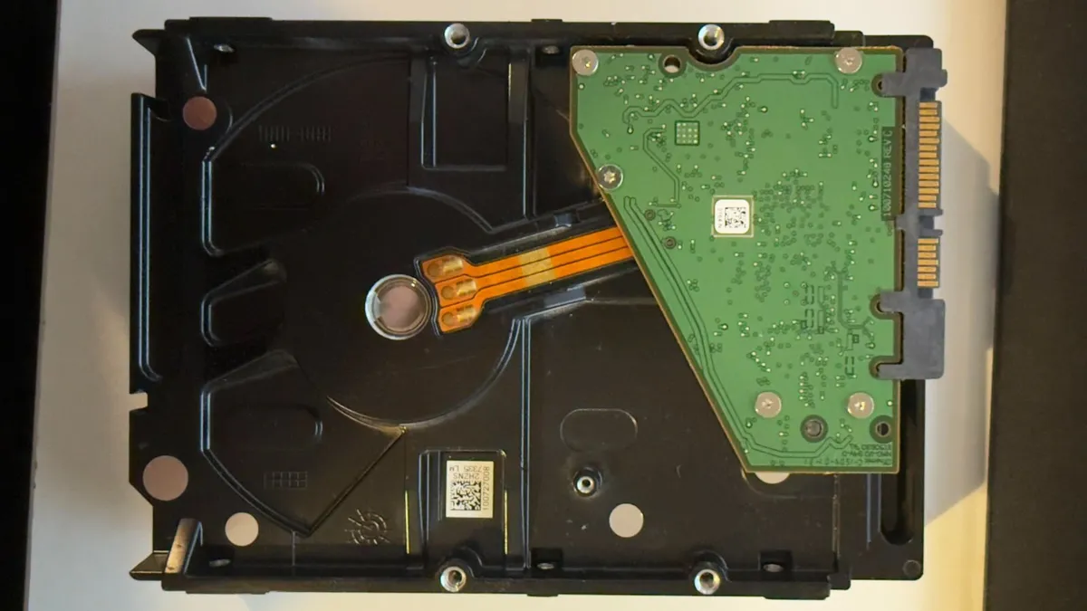 Seagate SkyHawk 4TB Surveillance HDD – Like New Co - Image 3
