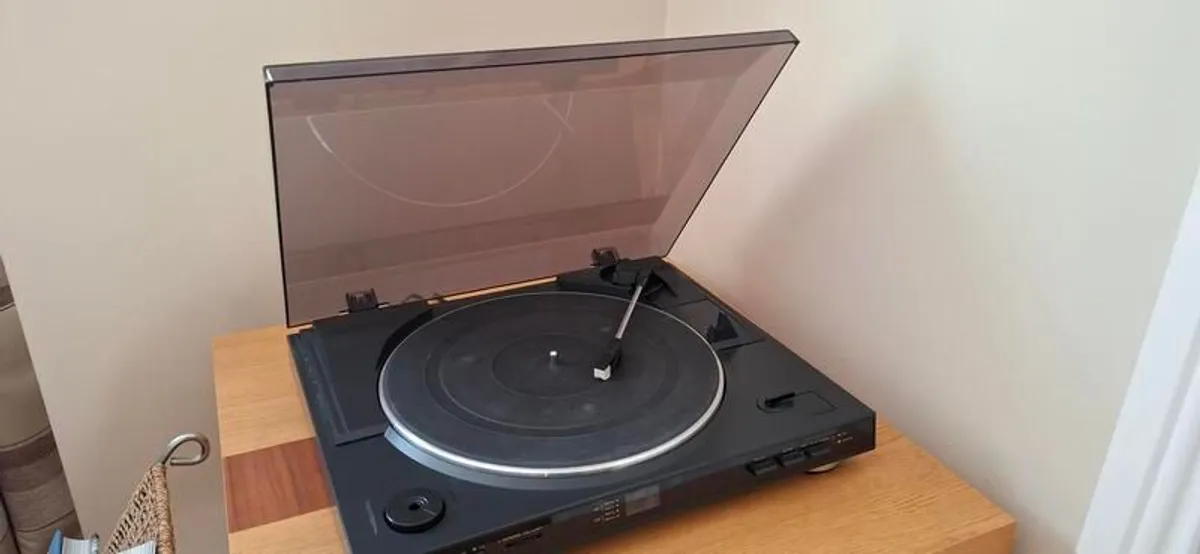 Pioneer PL-990 Turntable - Image 2