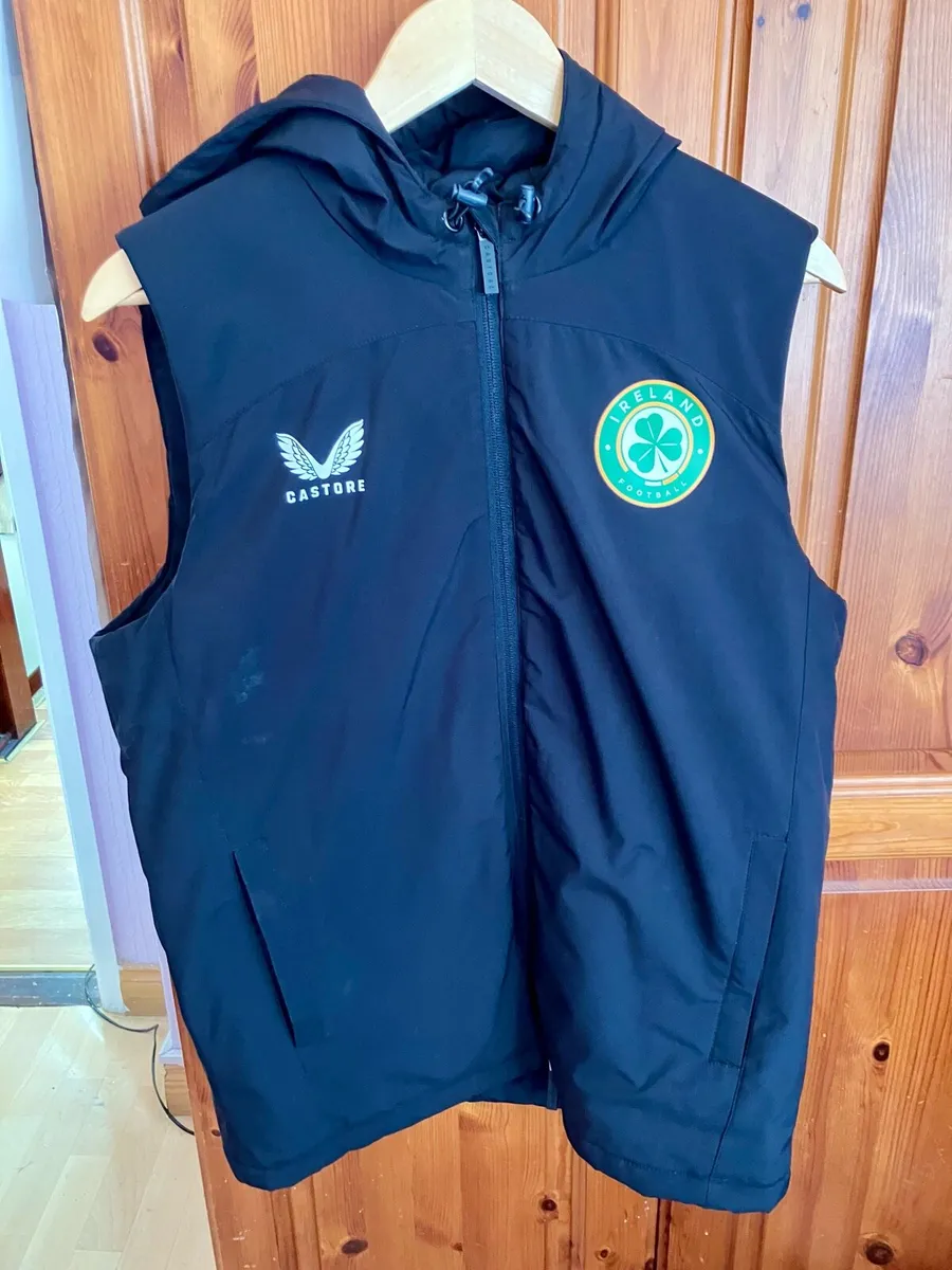 Castore FAI leisure/training gear for sale - Image 1