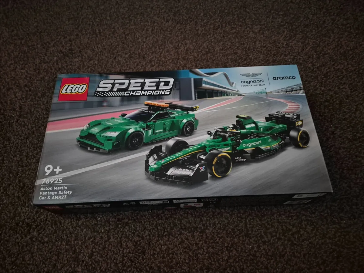 Lego Countach, Aston & Record Player - Image 3