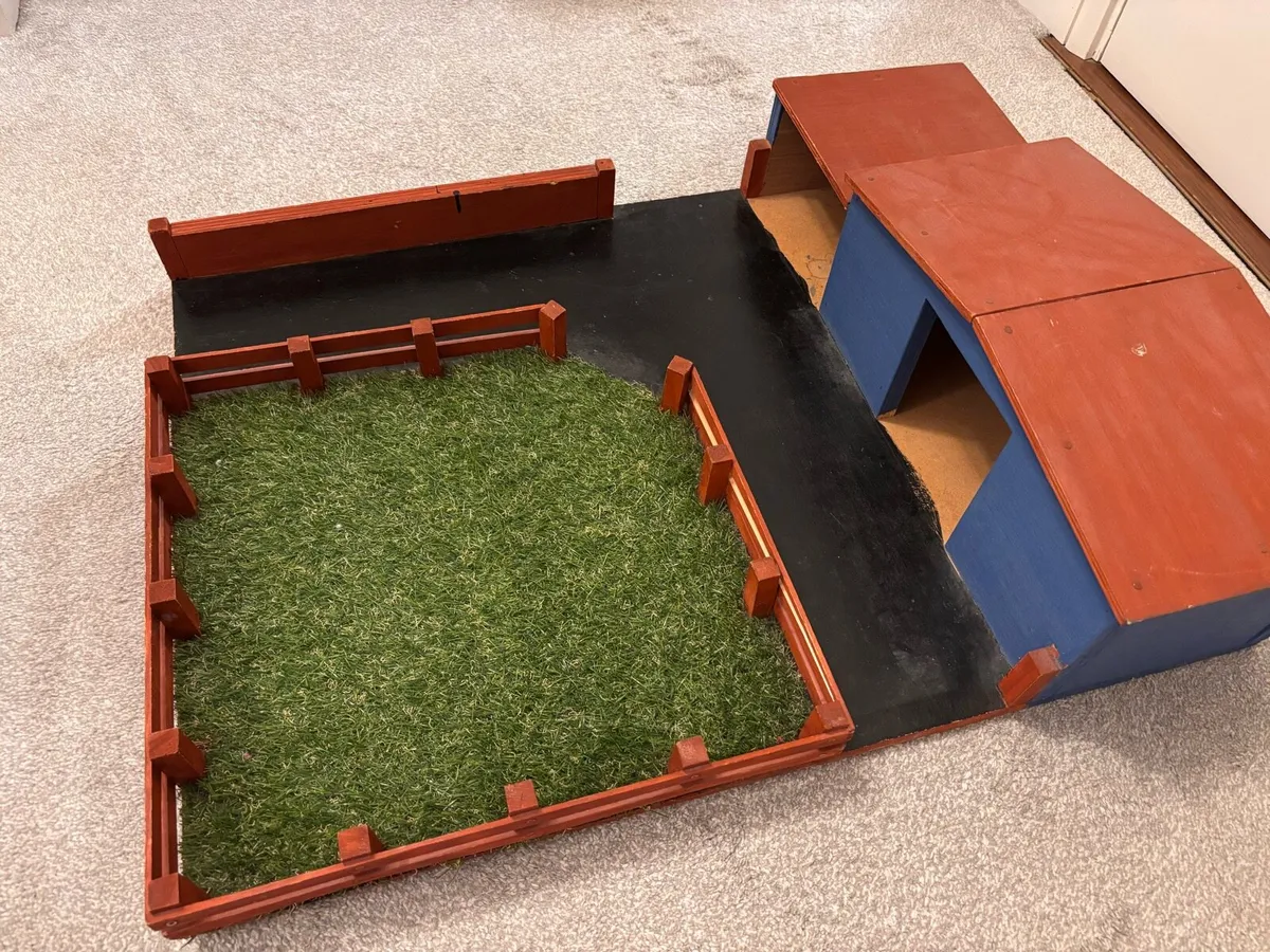 Farm shed - Image 2