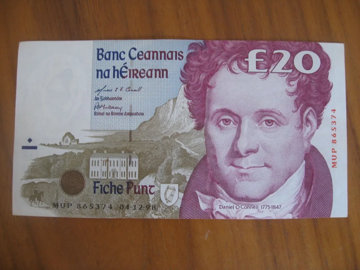 20 Pound C Series Notes - 50 Euros Each - Image 3