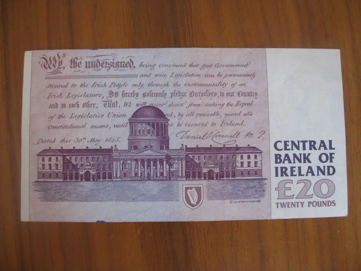 20 Pound C Series Notes - 45 Euros Each - Image 2