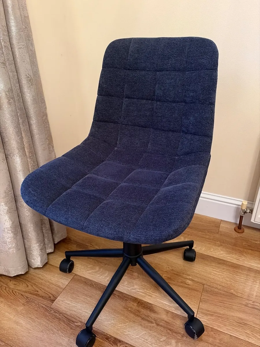 Office chair - Image 2