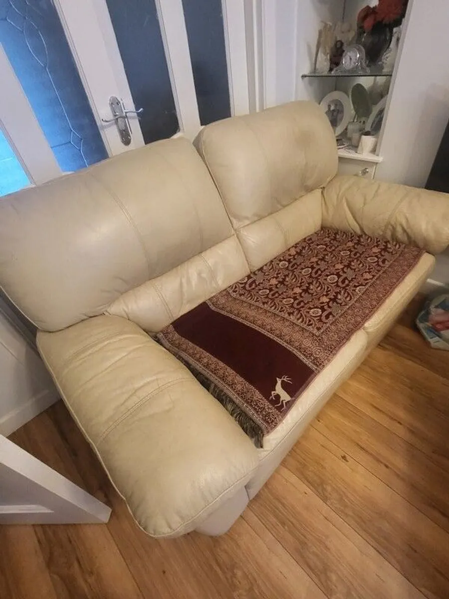 2 seater and 1 seater leather sofas both reclining - Image 1