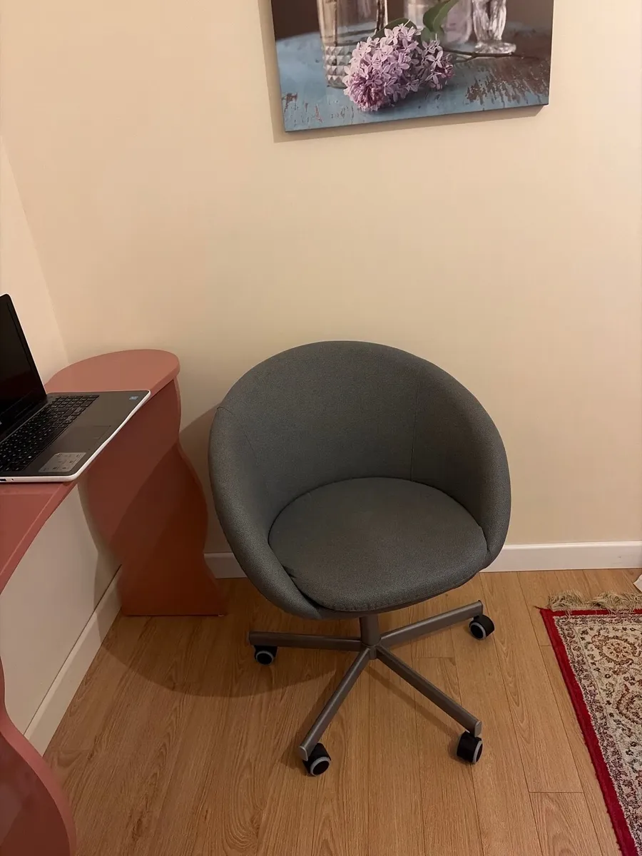Office chair - Image 2