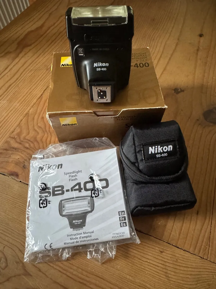 Nikon SB400 - Image 3