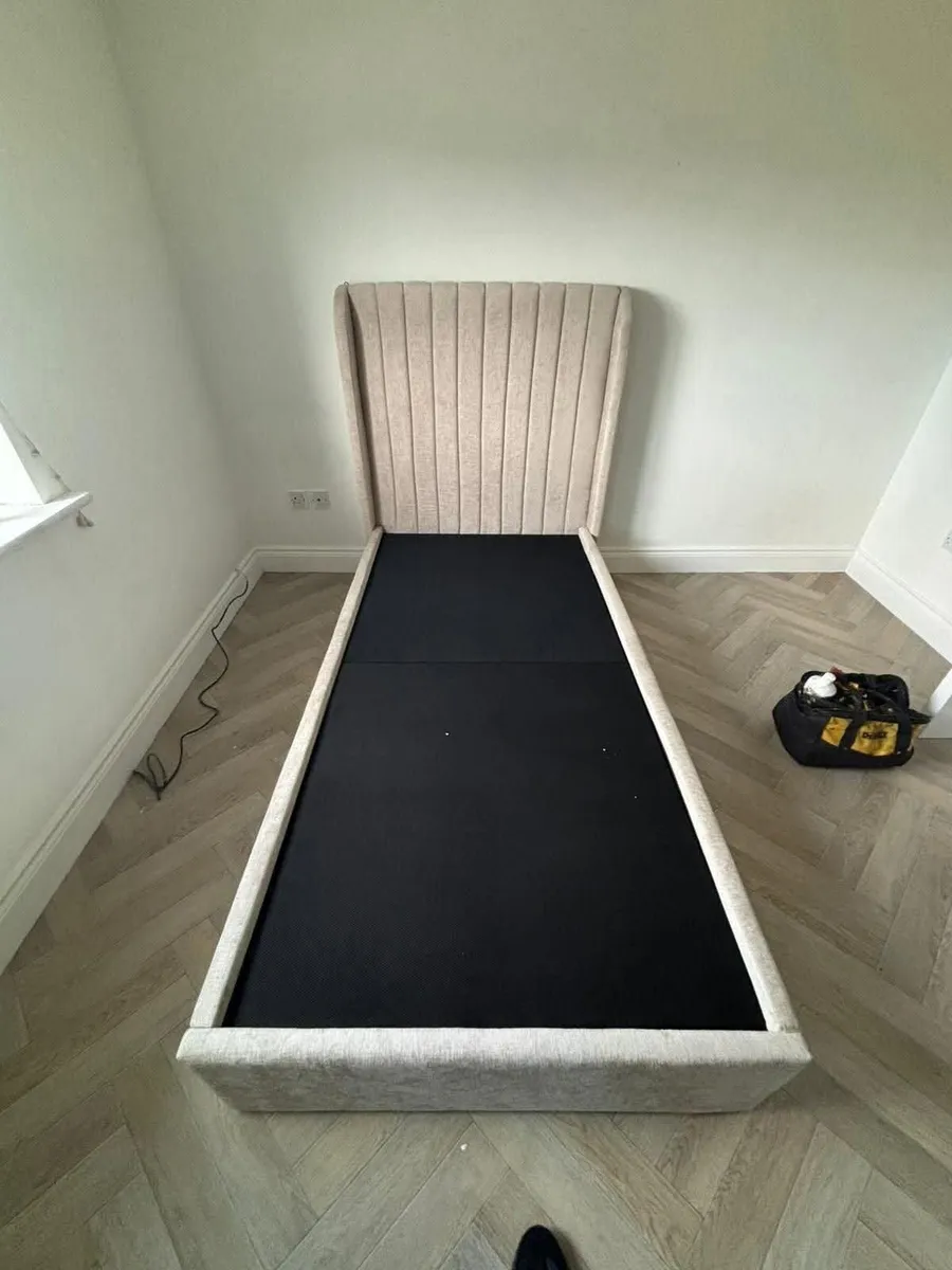OTTOMAN STORAGE BEDS - Image 2