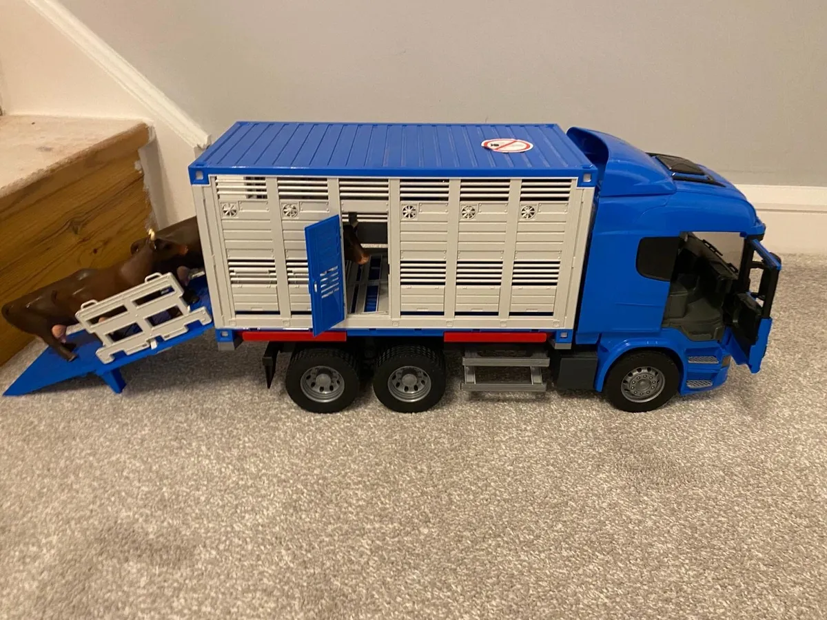 Bruder cattle truck - Image 1