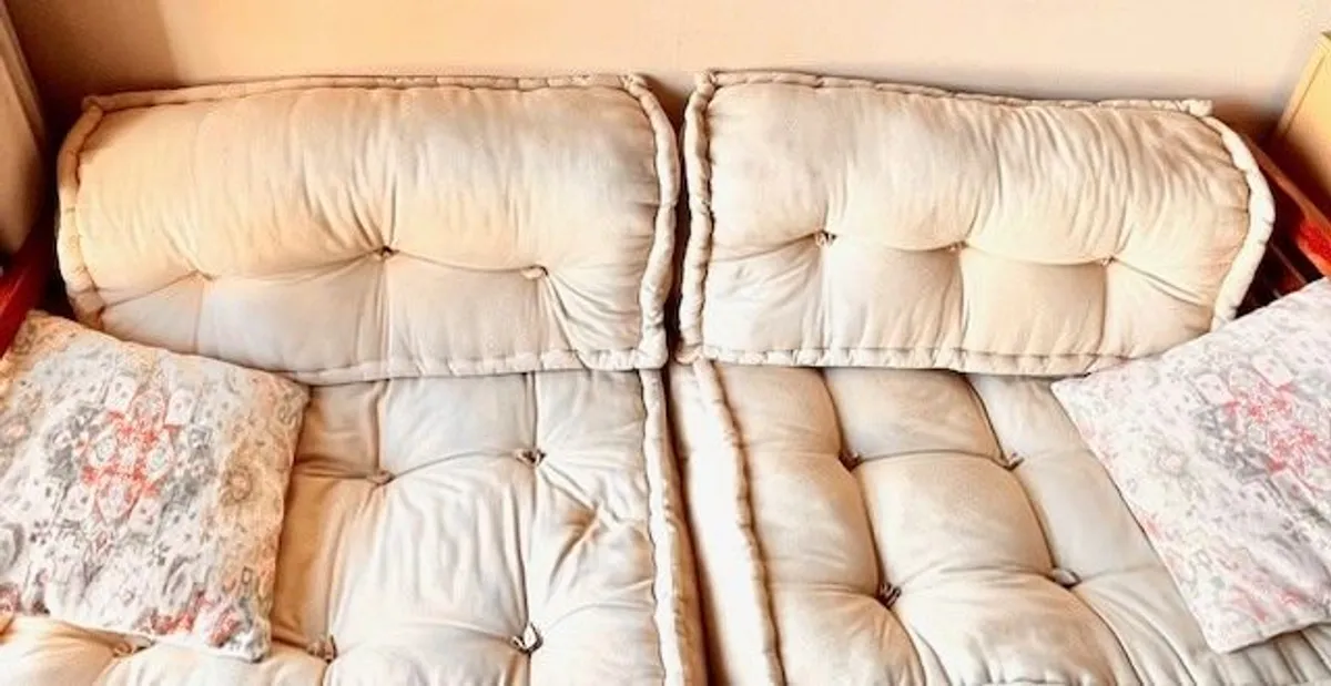 Sofa - Image 4