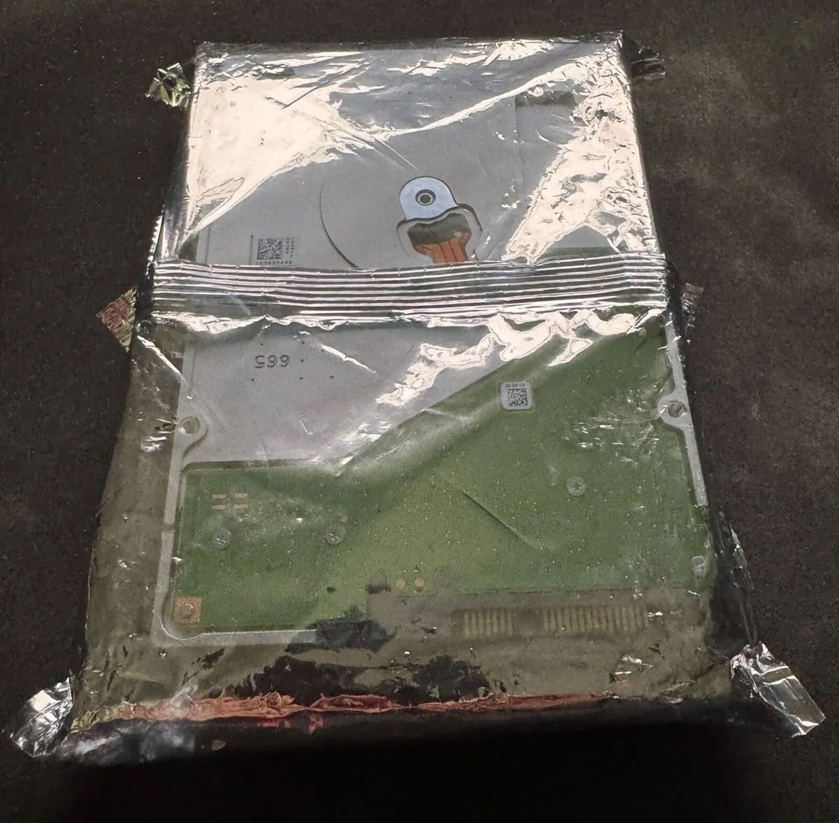 Seagate Exos X10 Hard Drive 10 TB - SAS 12 Gb/s - Image 2
