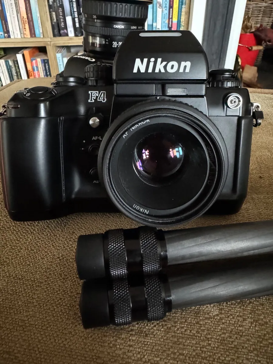 Nikon F4 pro film camera. - Image 1