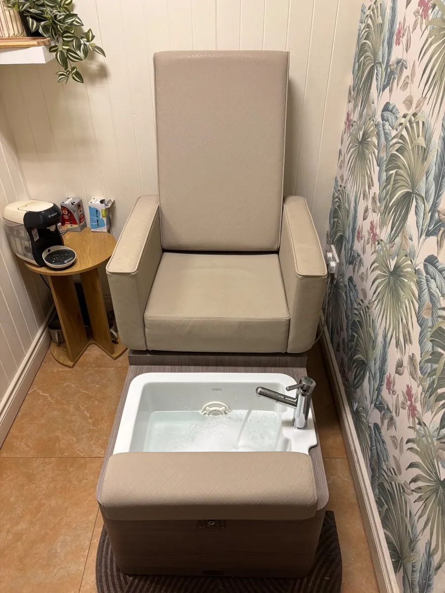 Pedicure Chair - Image 2