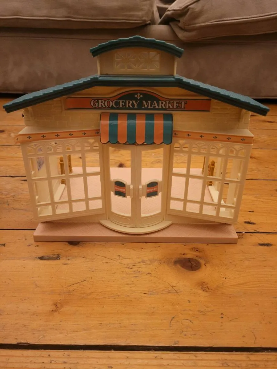 Sylvanian Families Grocery Market - Image 4