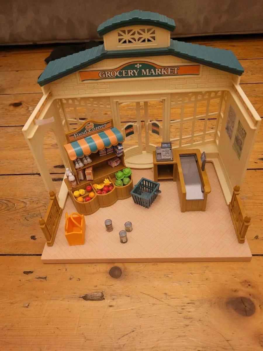 Sylvanian Families Grocery Market - Image 1