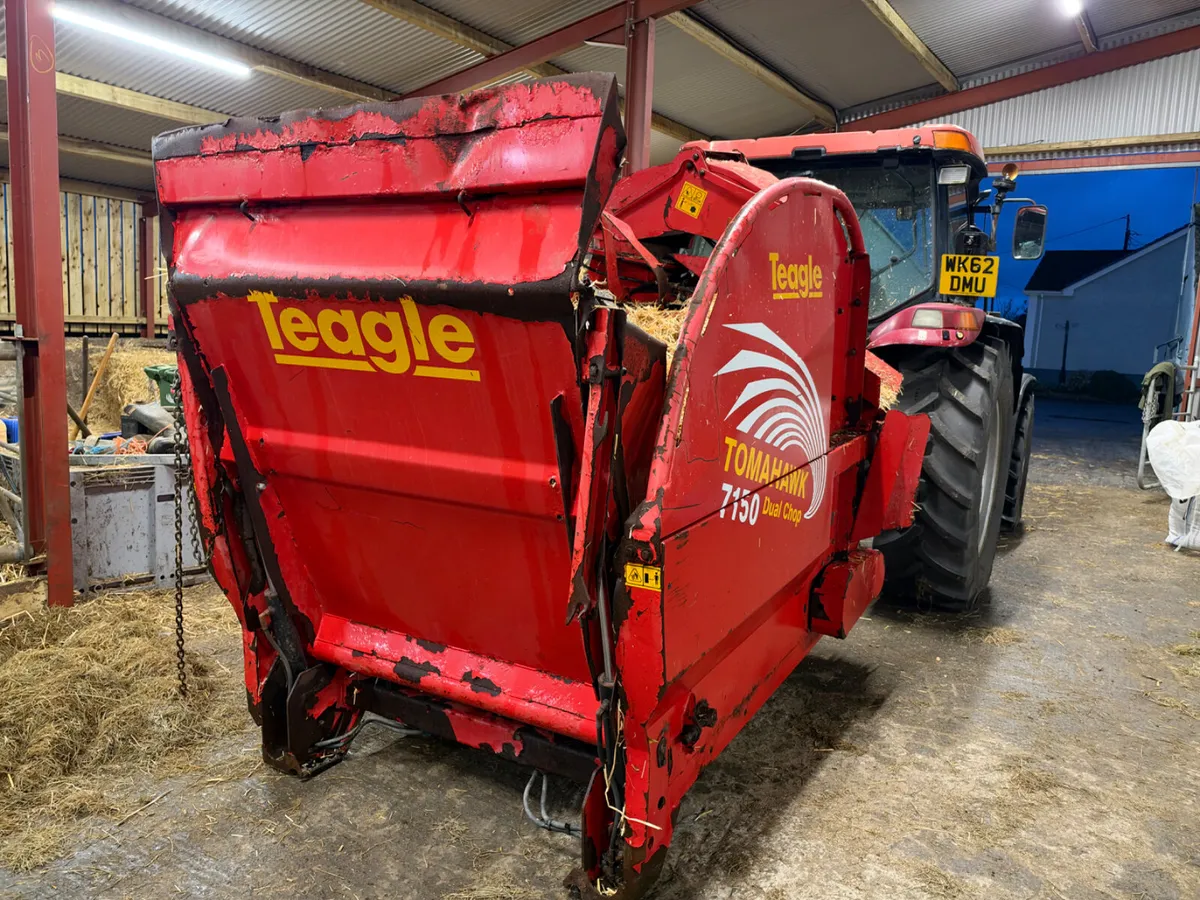 2014 Teagle 7150 Tomahawk Straw/Silage Blower - Image 2