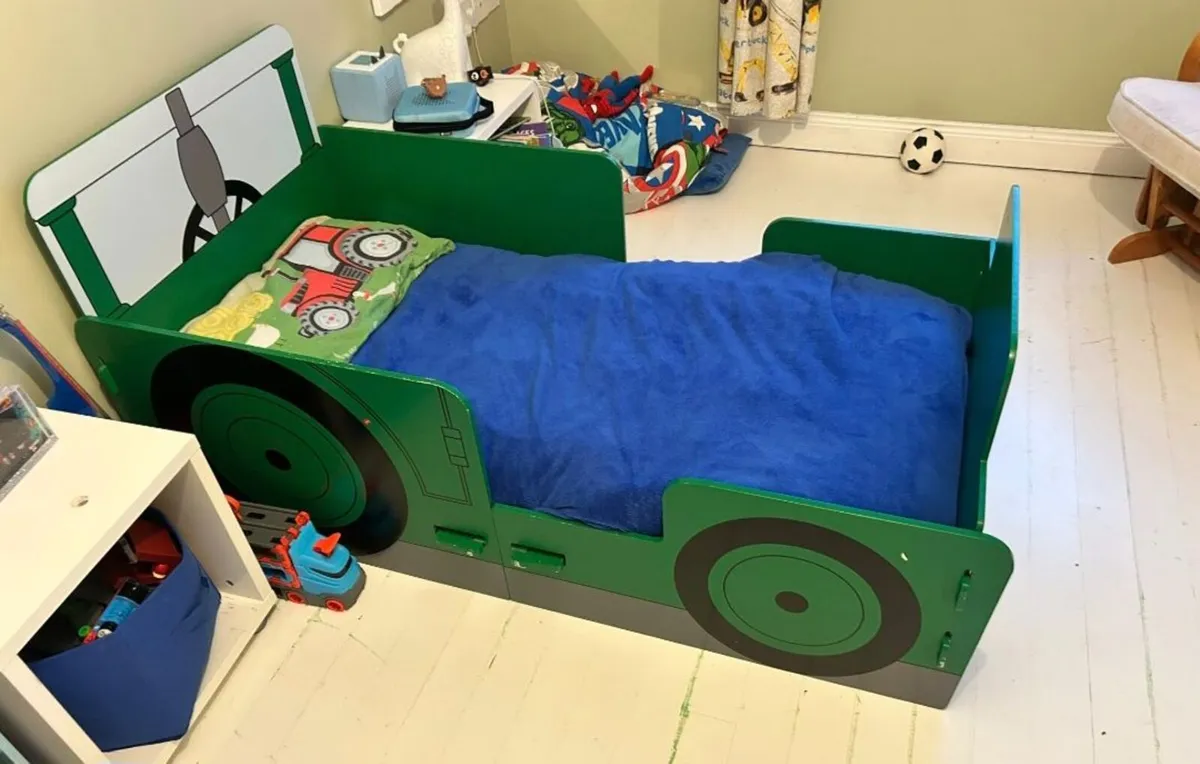 Toddler bed - Image 2