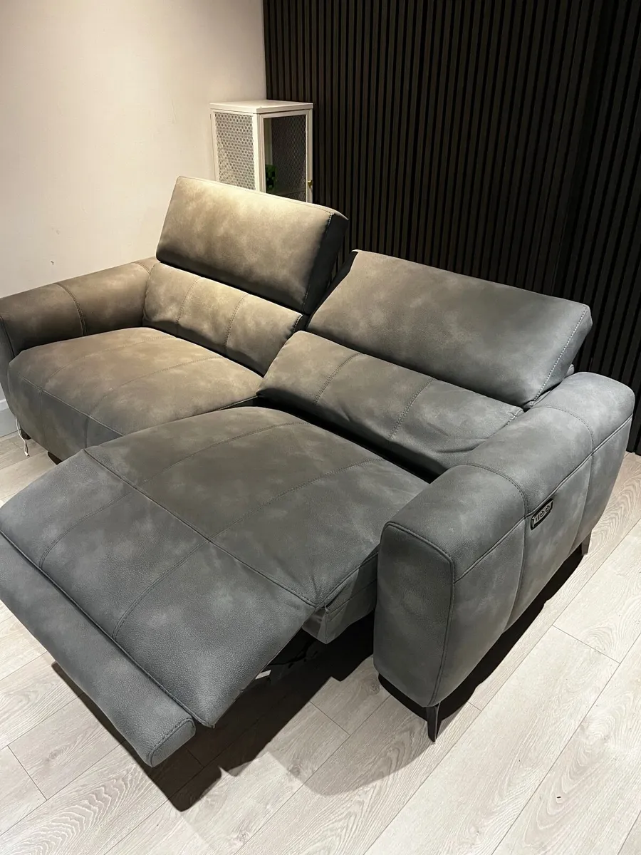 DFS Jagger 2 Seater Electric Recliner - Image 4