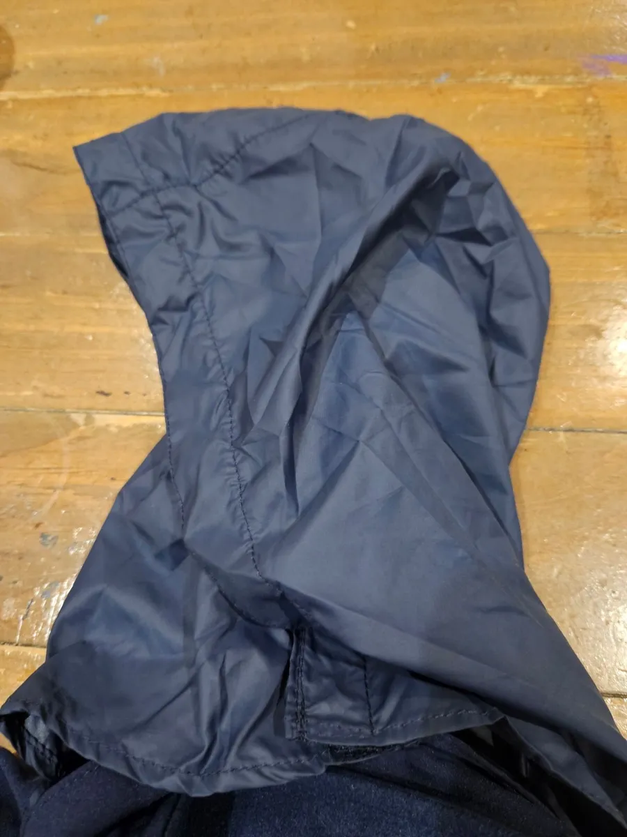 School jacket: Colaiste Einde secondary (Galway) - Image 2