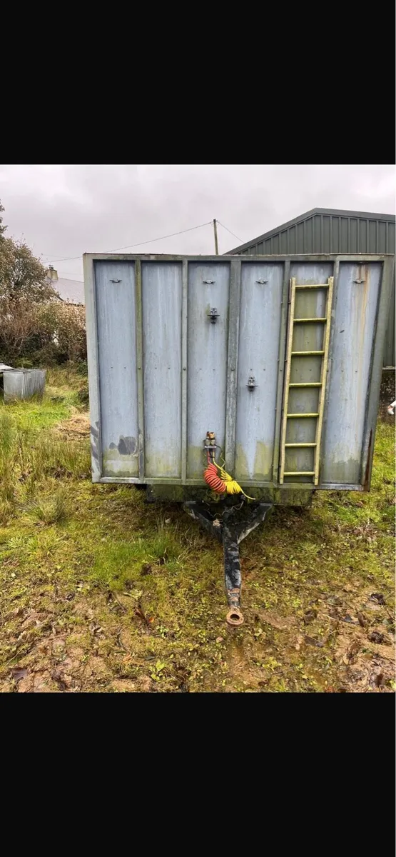 Cattle trailer - Image 2