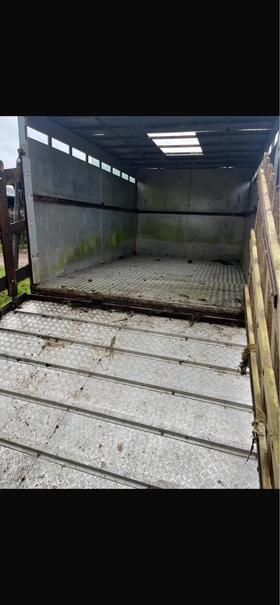 Cattle trailer - Image 3