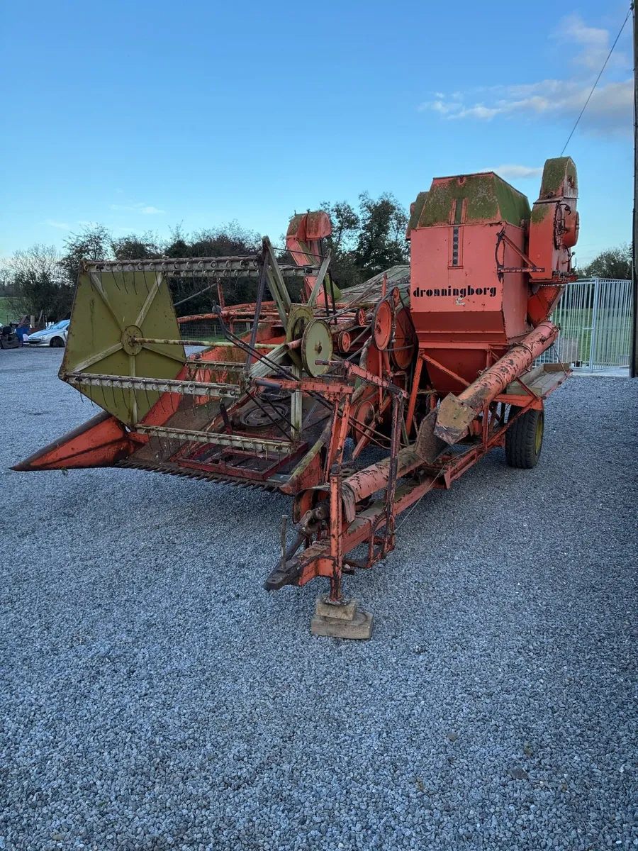 Vintage Combine - Image 1