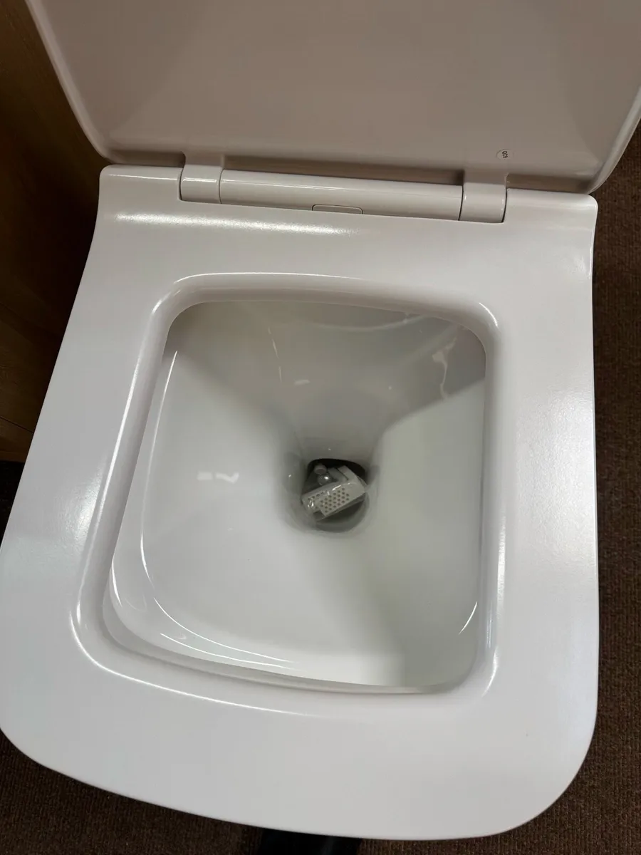 Brand New Back 2 Wall Toilet With Short Projection - Image 4