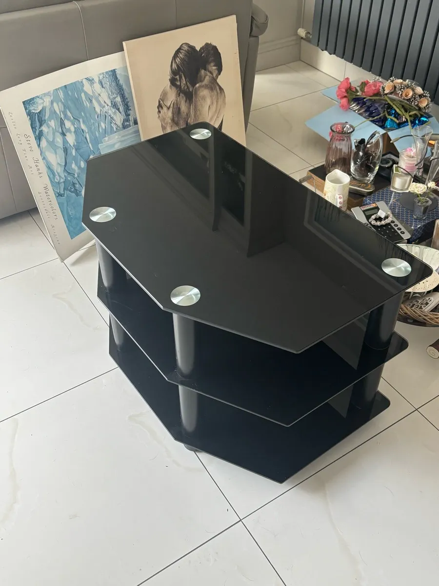 Black TV unit - Image 1