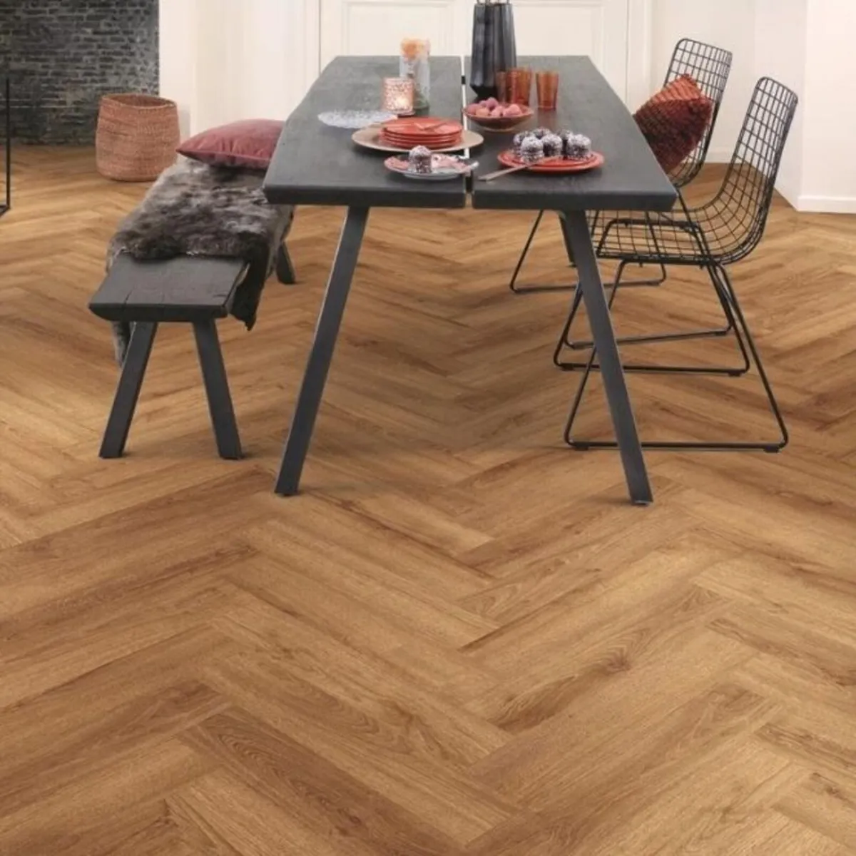 Elenza LVT Herringbone Kentucky Oak - Image 2