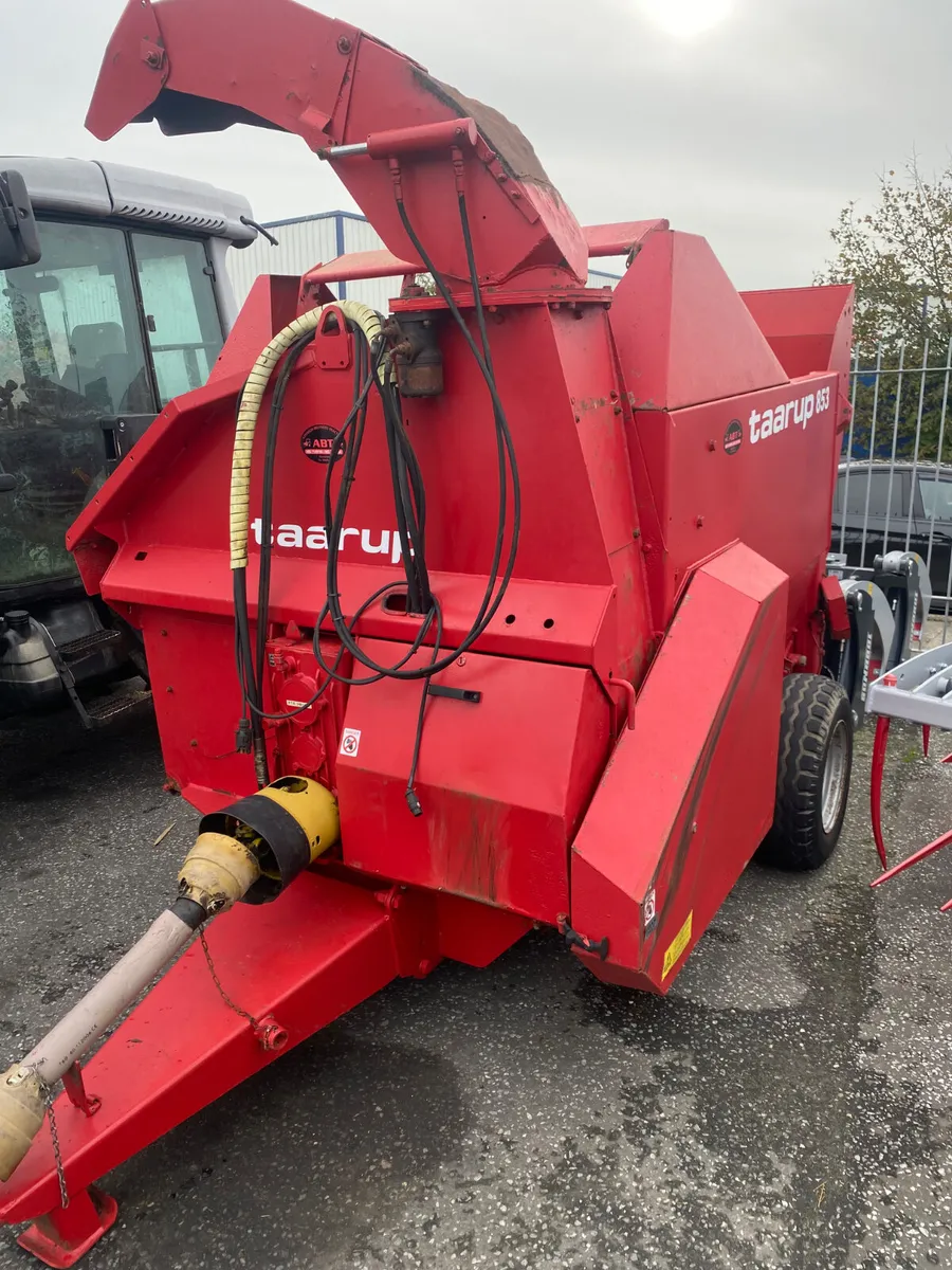 Straw blower - Image 1
