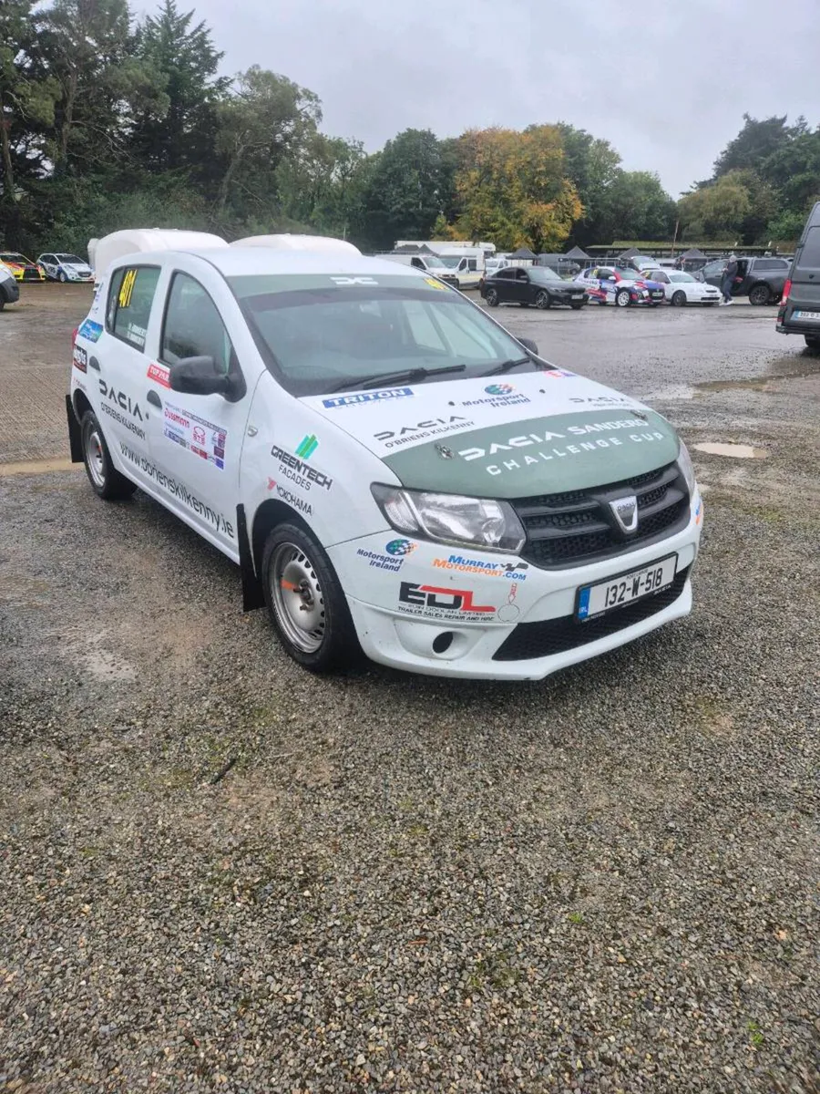 🏆 Dacia sandero cup car - Image 3