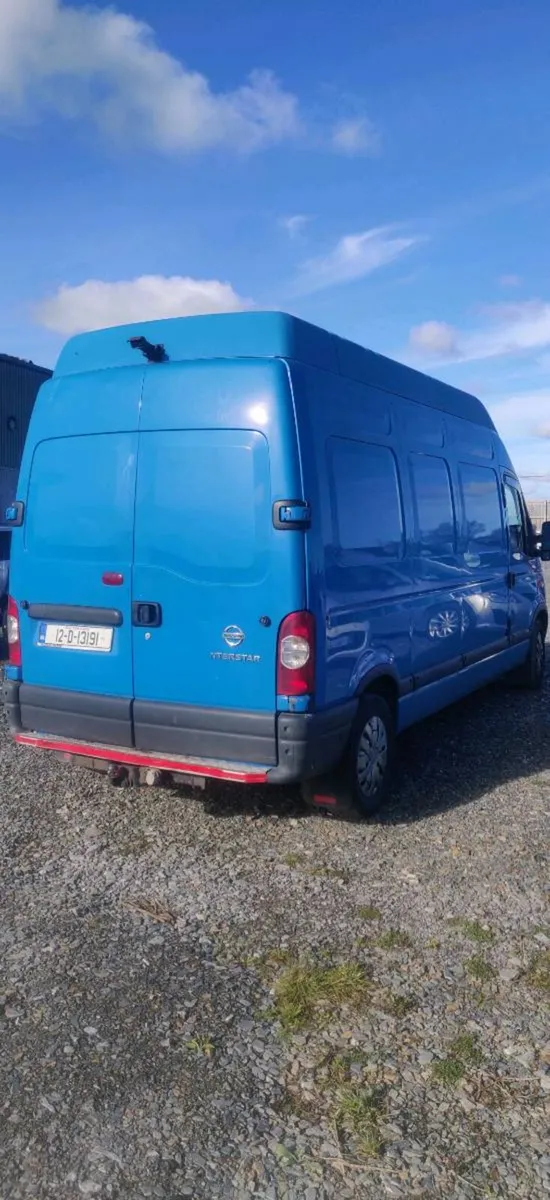 Nissan Interstar - Image 2