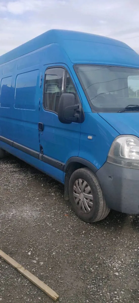 Nissan Interstar - Image 4