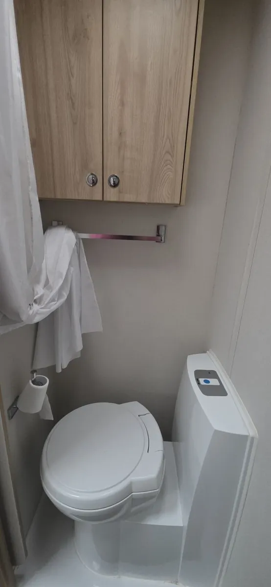 Motorhome - Image 4